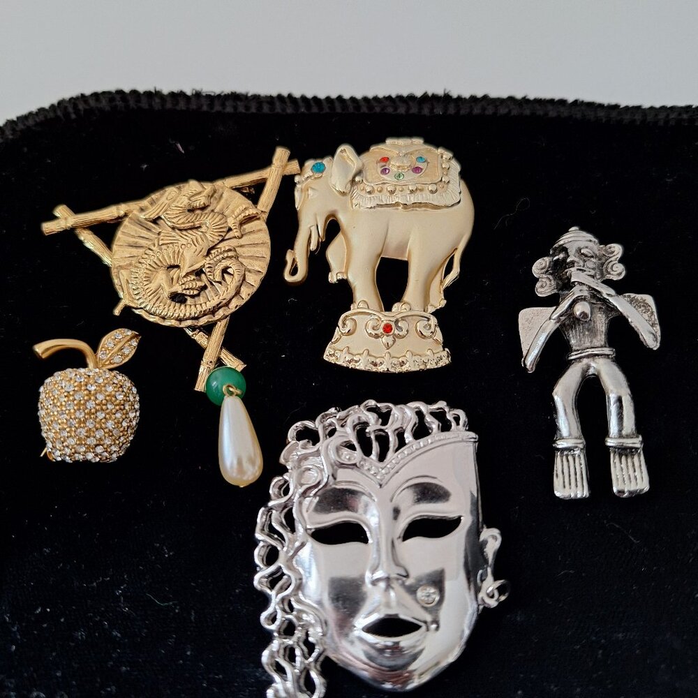 Vintage Brooches